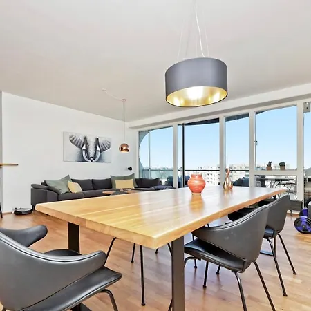 Copenhagen Unique Waterfront Penthouse Appartement *
